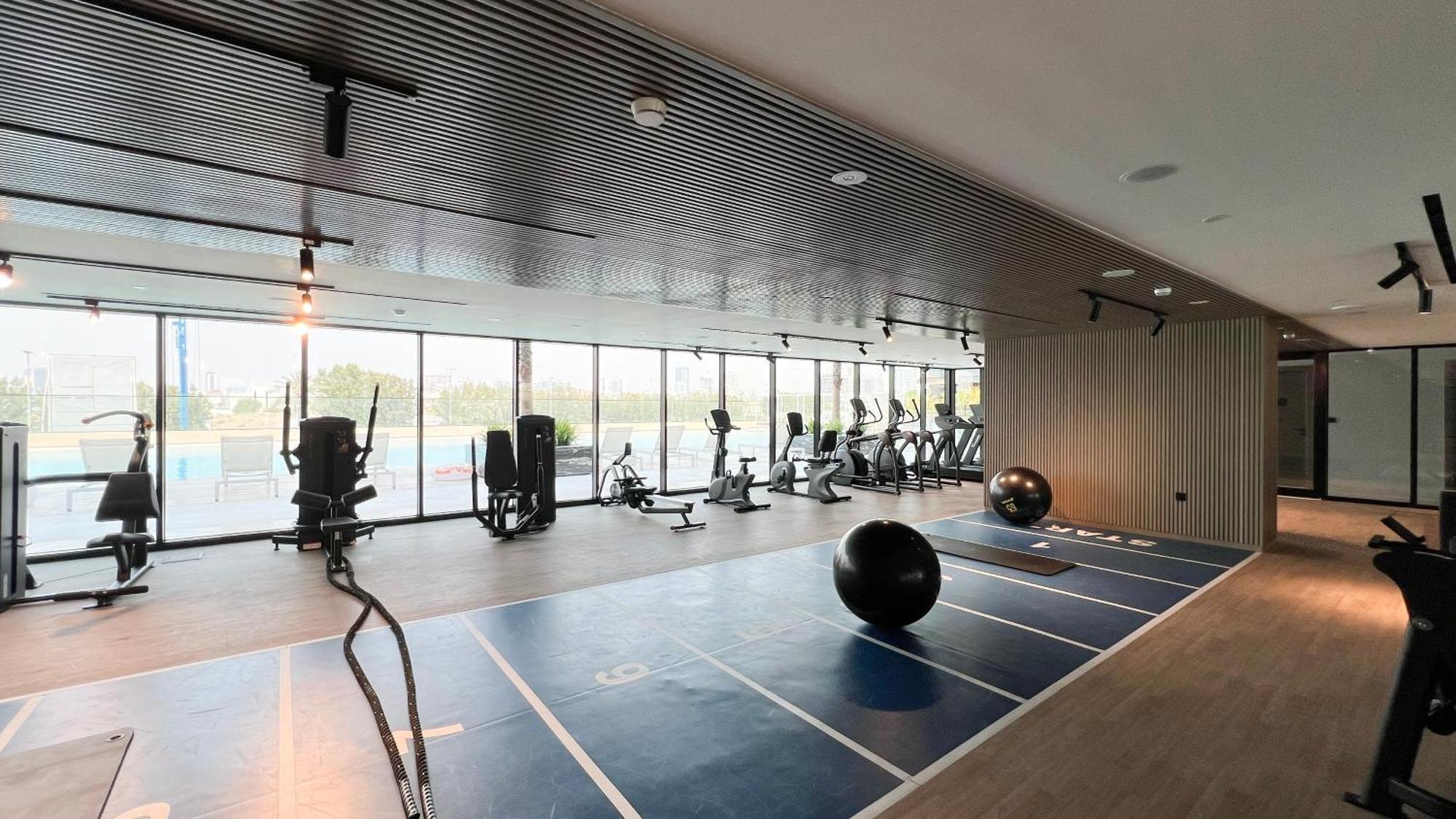 Smart In Jvc With Pool, Gym Near Circle Mall Apartment *